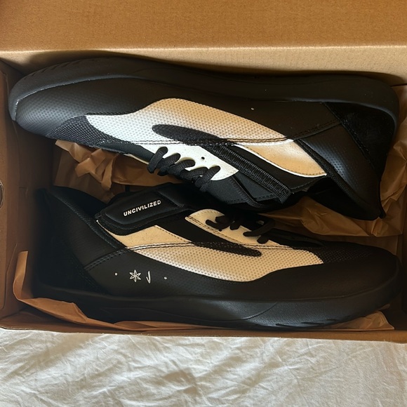 Men's Uncivilized Prototype sneaker - Picture 1 of 4